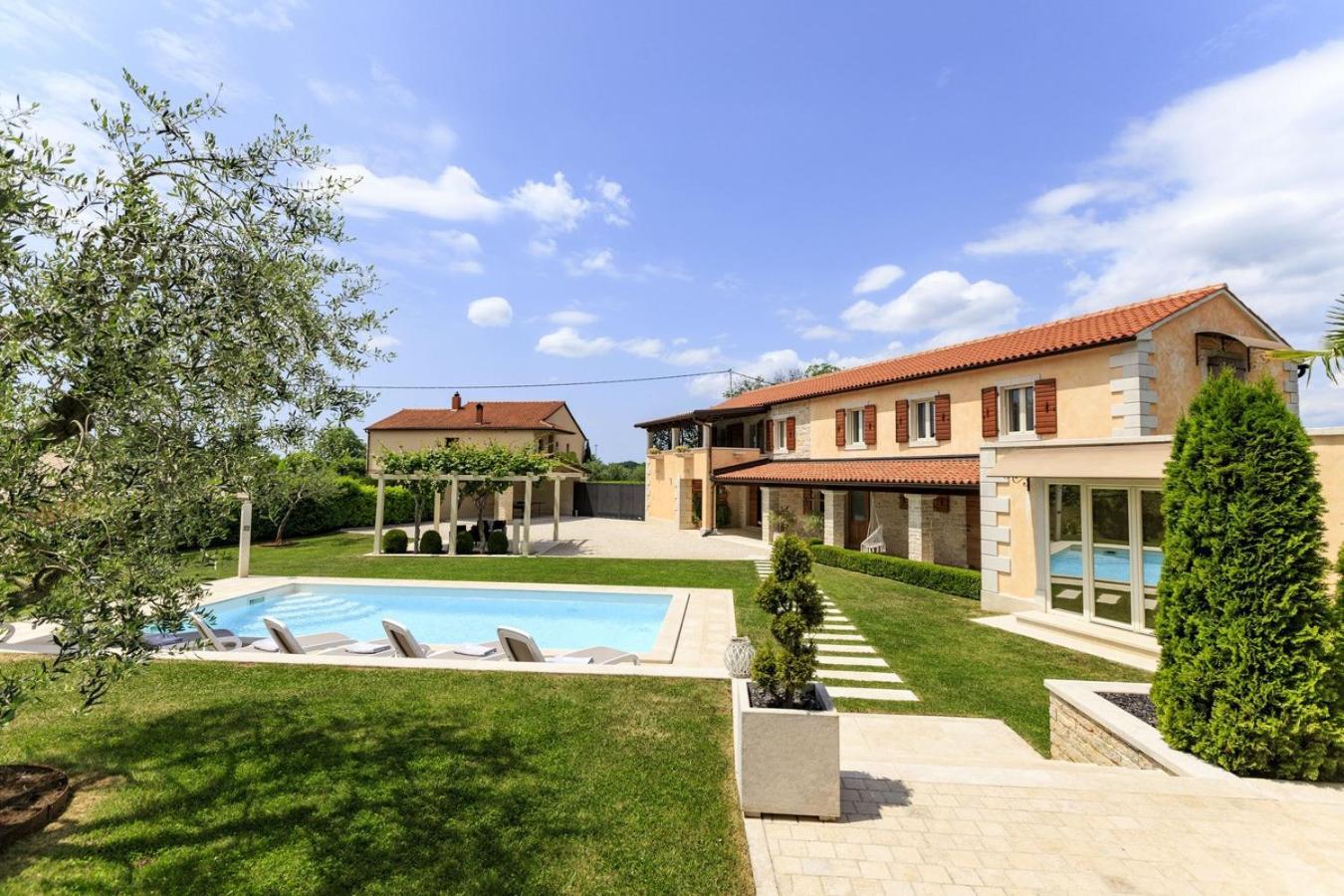 Villa Viscum In Central Istria For 8 Persons With Large Garden - Pet Friendly Pazin Extérieur photo
