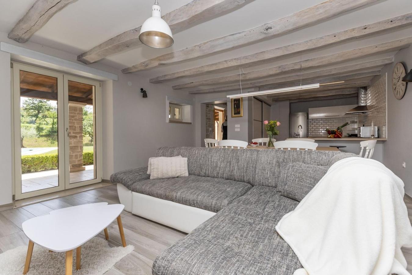 Villa Viscum In Central Istria For 8 Persons With Large Garden - Pet Friendly Pazin Extérieur photo