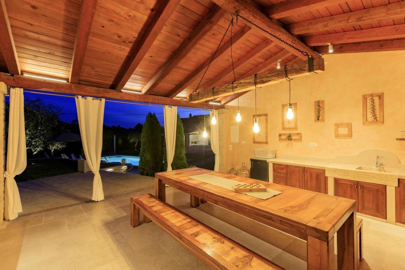 Villa Viscum In Central Istria For 8 Persons With Large Garden - Pet Friendly Pazin Extérieur photo