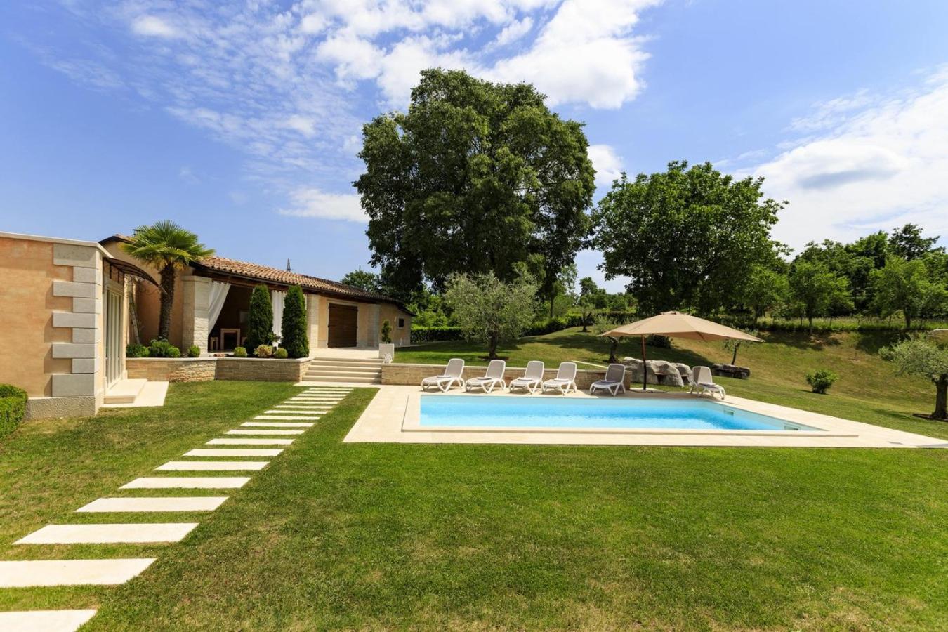 Villa Viscum In Central Istria For 8 Persons With Large Garden - Pet Friendly Pazin Extérieur photo