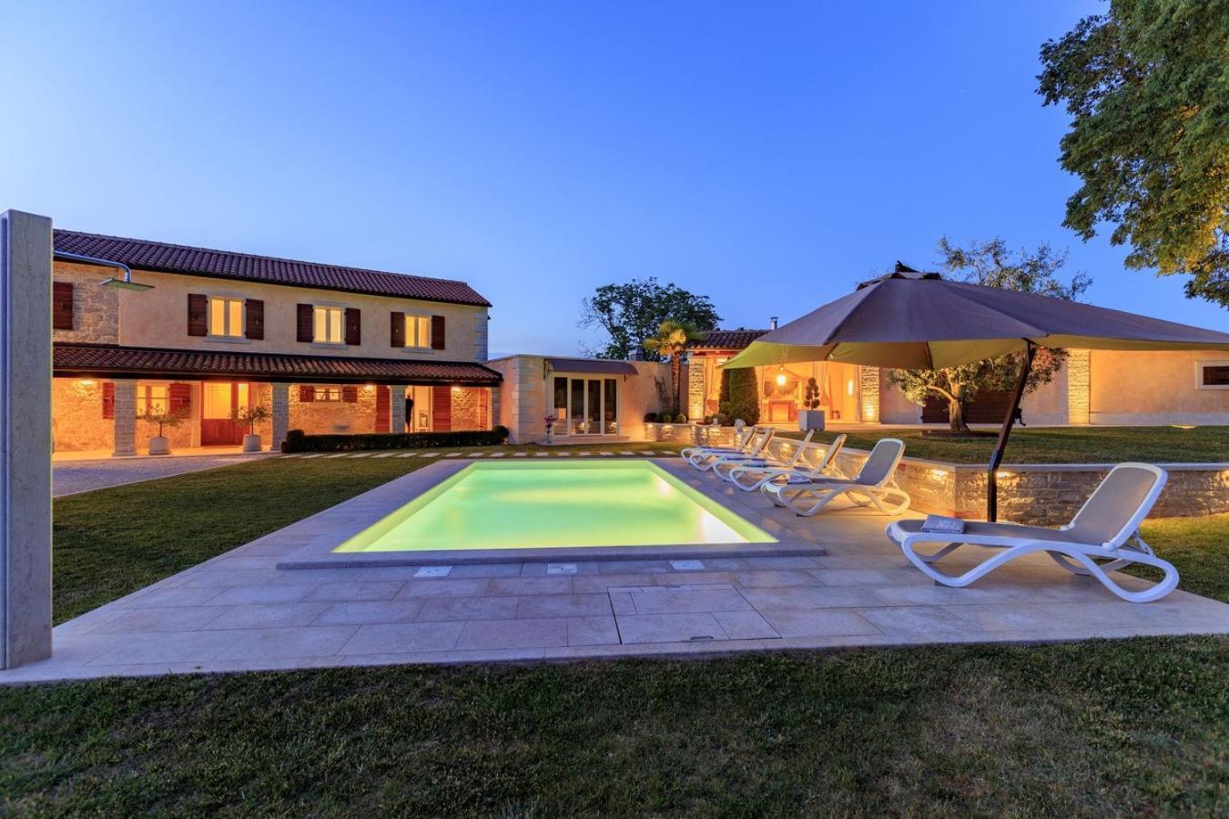 Villa Viscum In Central Istria For 8 Persons With Large Garden - Pet Friendly Pazin Extérieur photo